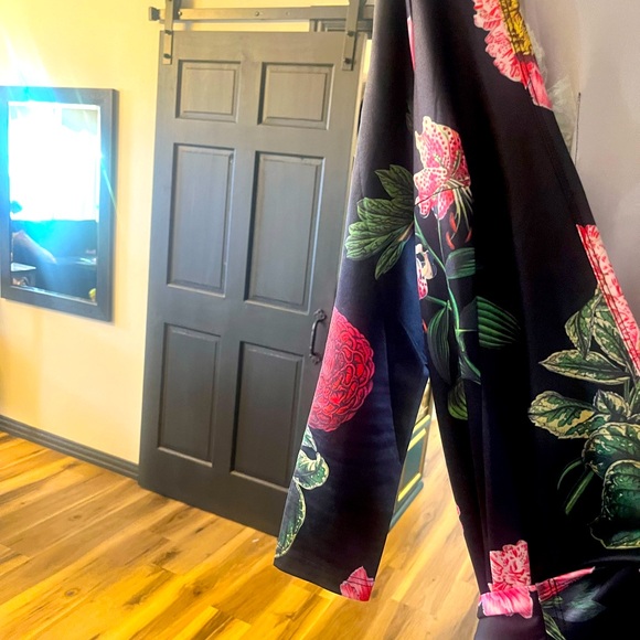 Black silky floral full length stunning wrap dress by Voodoo Vixen in Medium! - Picture 5 of 8